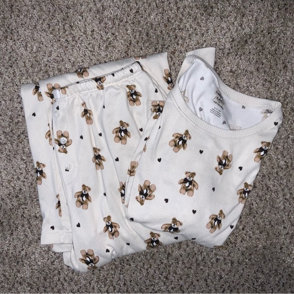 American Eagle Outfitters Other - American Eagle Outfitters Cream Teddy Bear Print Pajama Set